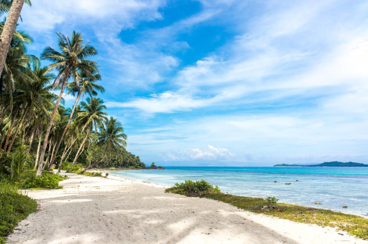 Aloha Hostel Siargao General Luna  Buitenkant foto