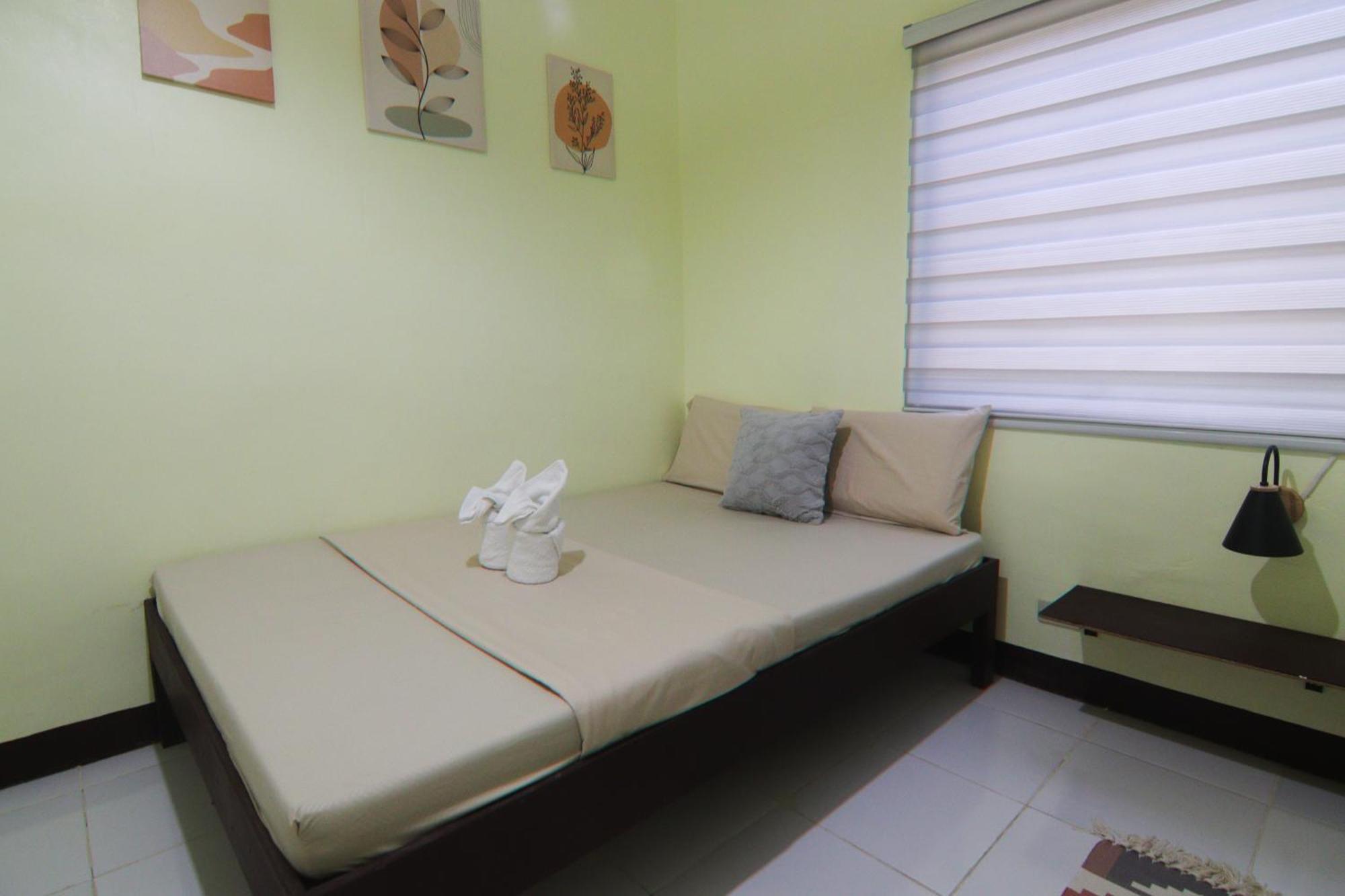 Aloha Hostel Siargao General Luna  Buitenkant foto