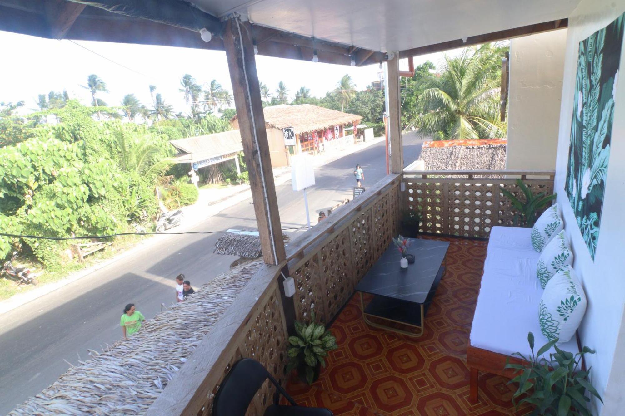 Aloha Hostel Siargao General Luna  Buitenkant foto
