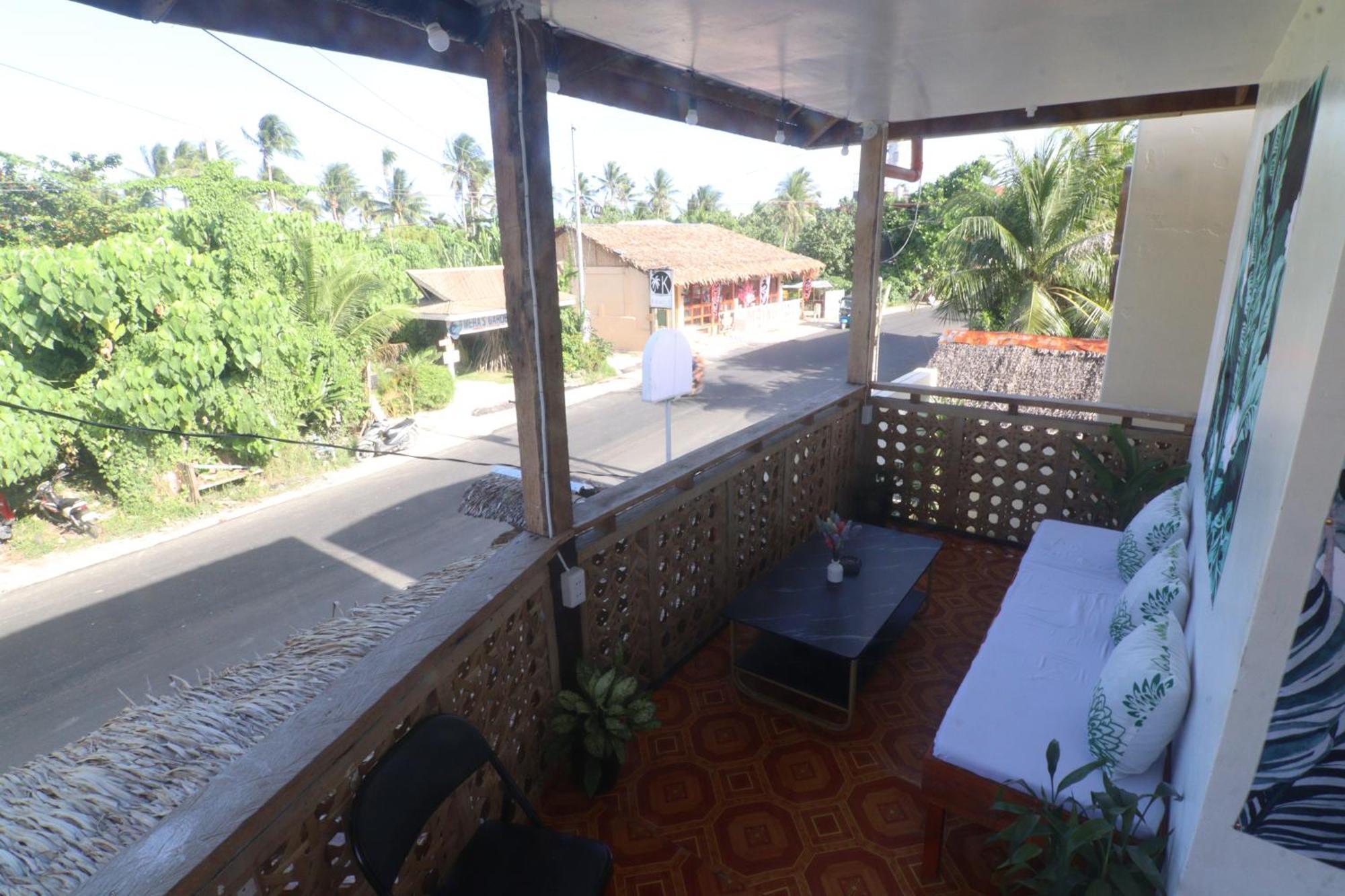 Aloha Hostel Siargao General Luna  Buitenkant foto