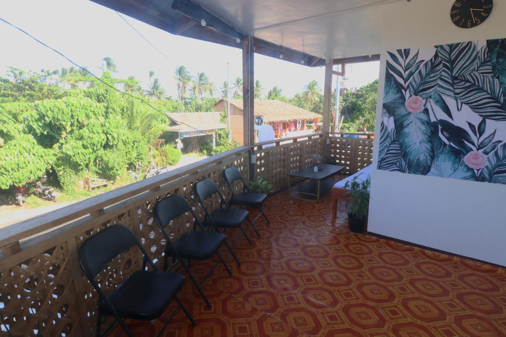 Aloha Hostel Siargao General Luna  Buitenkant foto