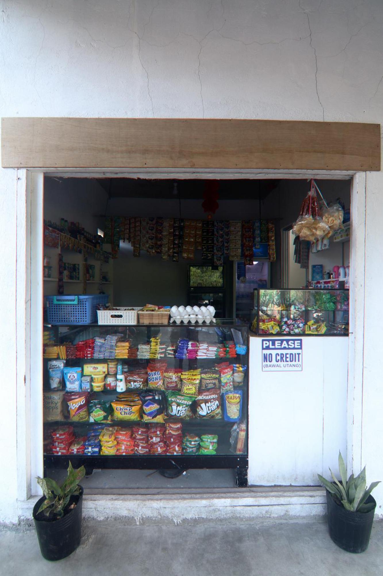 Aloha Hostel Siargao General Luna  Buitenkant foto