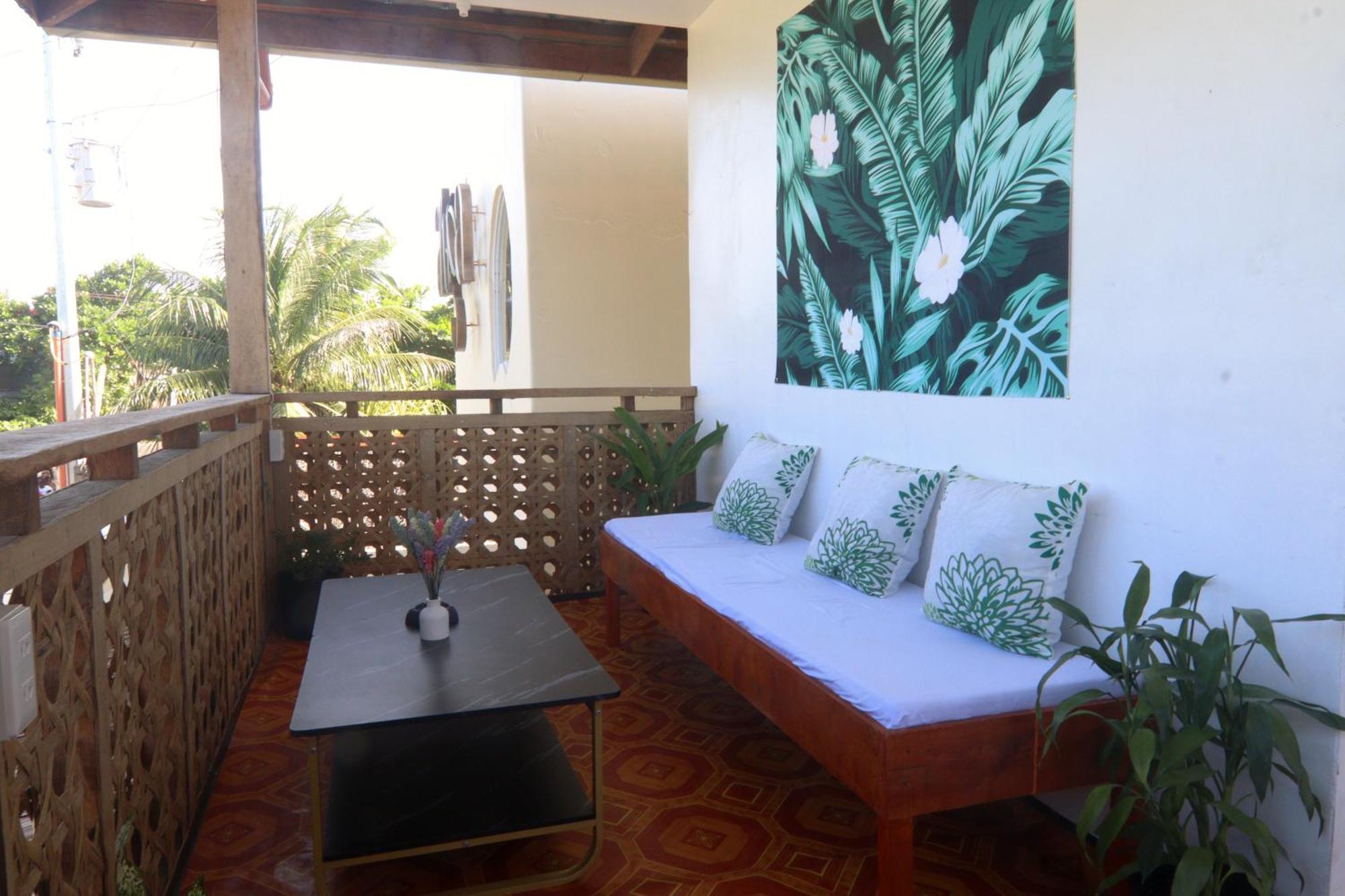 Aloha Hostel Siargao General Luna  Buitenkant foto